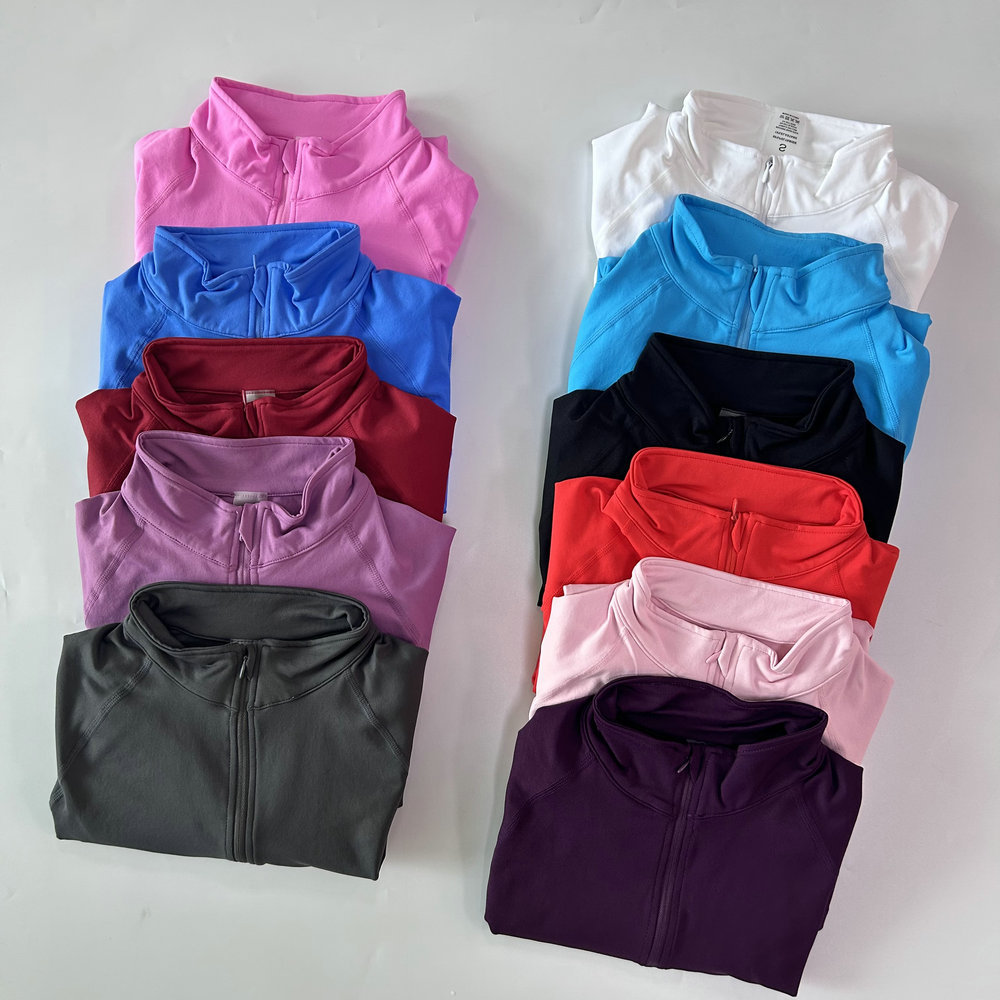 No Logo Yoga-Jacke mit halbem  – Yoga In Fitness Bewertung und Preis